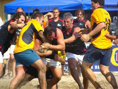 Più di 200 rugbisti si contendono il trofeo “Cinghiali Marini” sulla sabbia di Marina di Grosseto