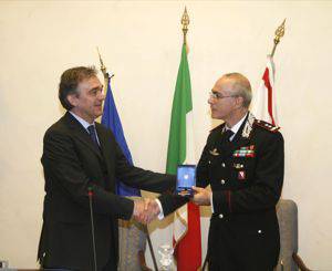 Il Pegaso della Regione alla Legione Carabinieri Toscana