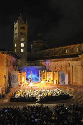 4 mila persone per Lirica in piazza a Massa Marittima