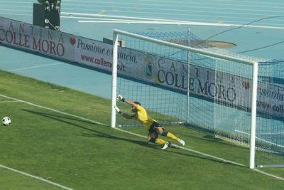 Calcio, Serie B: Lanciano-Grosseto 1-1. Il pareggio è di rigore