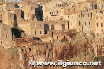 Sino a fine luglio a Pitigliano tornano le Notti dell’Archeologia