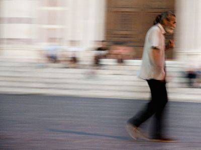 “Ad uno Sconosciuto”. Al Caffé Ricasoli una mostra fografica di Elisa Orlando