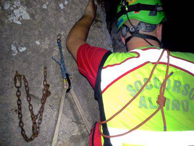 Scalatori bloccati durante l’arrampicata: il salvataggio durato tutta la notte