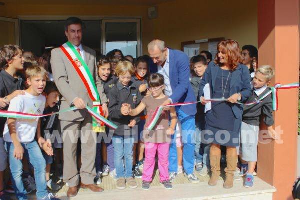 Lavori da 300 mila euro per la scuola di via Mascagni: oggi l’inaugurazione – VIDEO