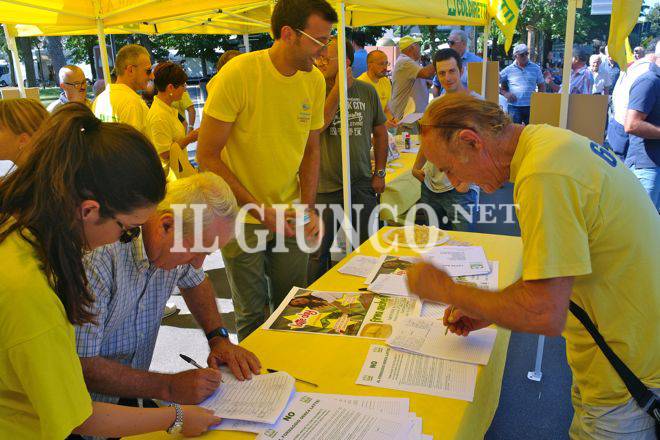 Coldiretti in piazza con una doppia raccolta firme, Renna: «Per tutti i cittadini»