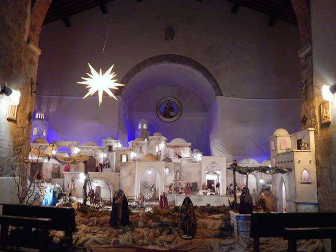 Tesori di Maremma: a Montepescali il presepe monumentali dedicato al Giubileo