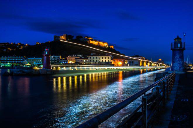 porto castiglione notte foto Serena Pieri 