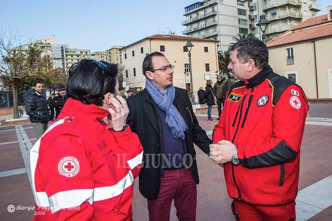 Primo tuffo Capodanno 2016 Follonica