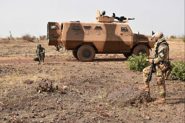 I soldati del Savoia cavalleria in Mali per addestrare i militari locali