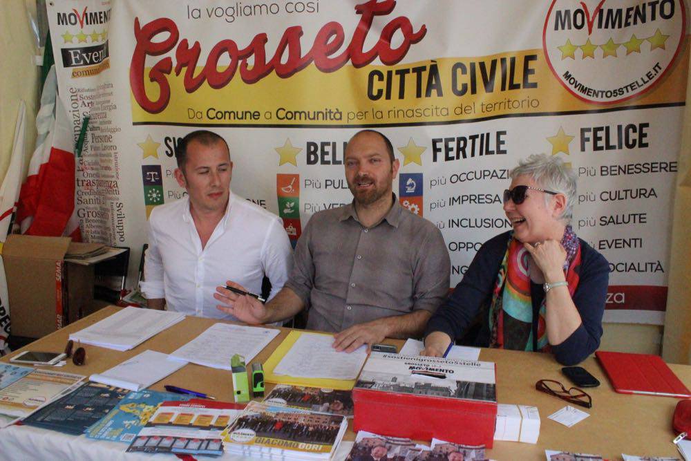 Firma Day: al gazebo dei 5 Stelle l’iniziativa per presentare la lista