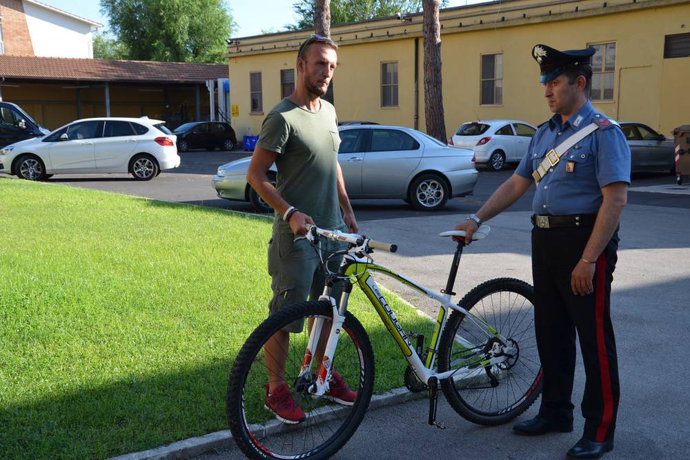 I Carabinieri ritrovano 10 bici rubate: per alcune si cercano ancora i proprietari