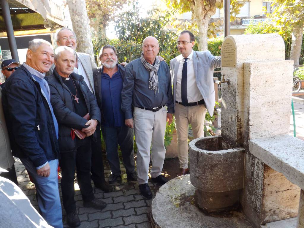 Memoria della città che non c’è più: “la fontana dei ferrovieri”