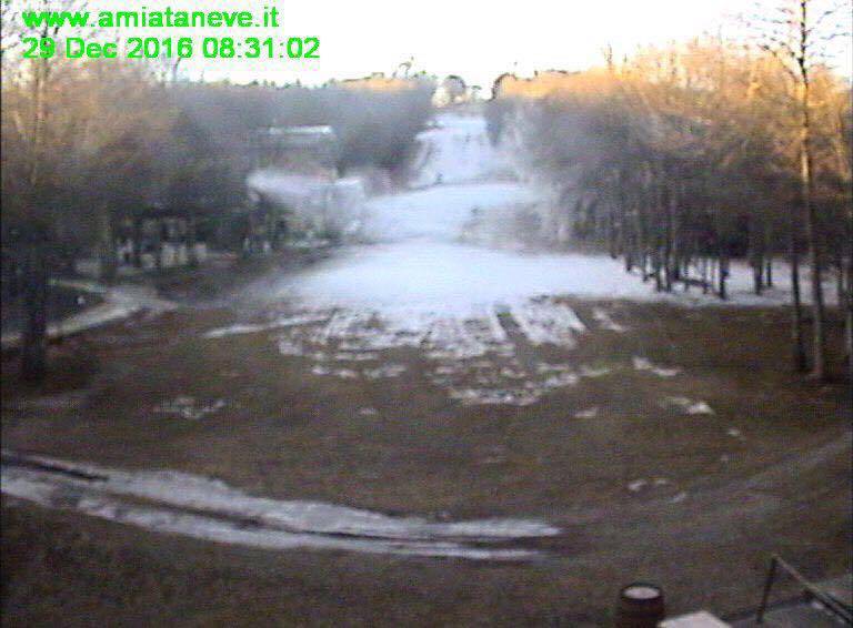 Amiata neve sparata con cannoni