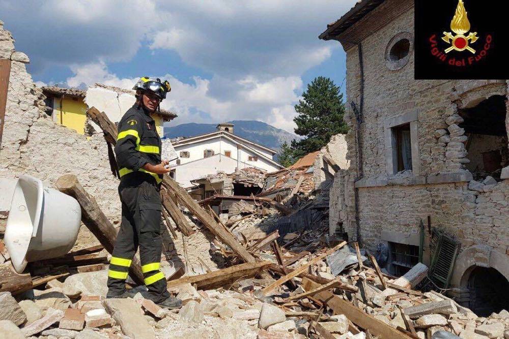 Il Vigile Trapassi parte da Grosseto per dirigere i soccorsi all’hotel di Rigopiano