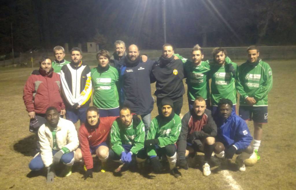 Quattro squadre dietro il Senzuno in Eccellenza. Tra i cadetti pareggio nel big match