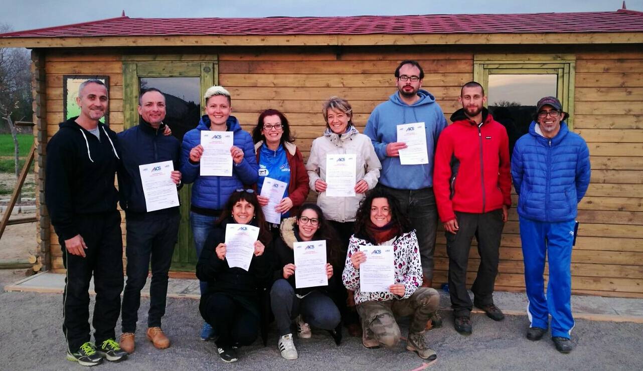 Ecco otto nuovi educatori cinofili: i nomi dei promossi al corso Aics