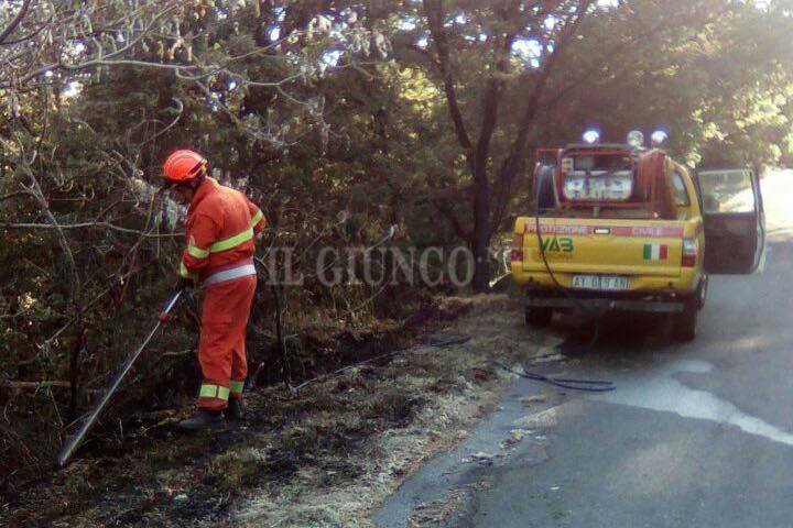 Grosso incendio ad Orbetello: è il terzo in tre giorni. Roghi anche ad Arcidosso e Magliano