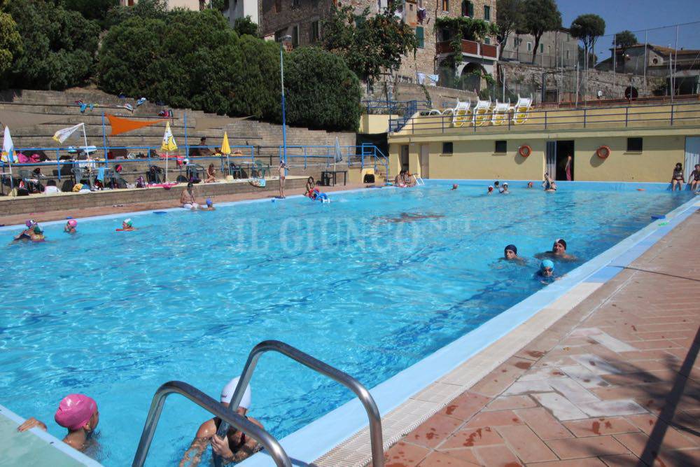 Riaprono piscine, palestre e centri sportivi: ecco le regole da seguire