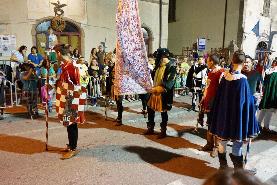 Alla Rocca è tempo di Palio: stasera si sfidano le cinque contrade nella 91esima edizione