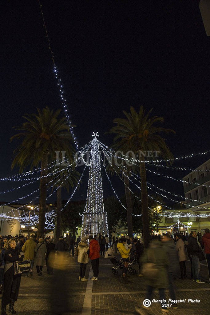 Scuole in festa a Follonica: tutti gli appuntamenti di Natale