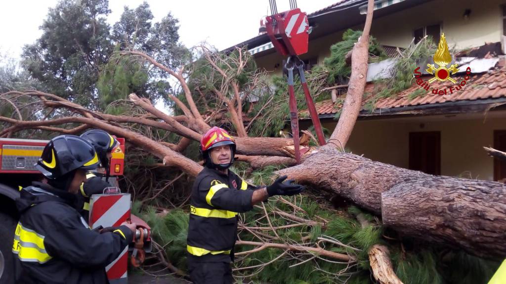 Maltempo, ancora instabilità per domani: allerta arancione solo per nord ovest