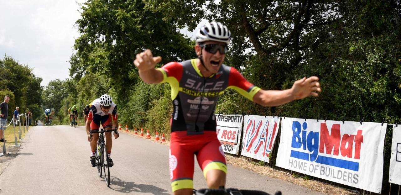 Gentili brucia Nocciolini in volata: suo il trofeo Sovata