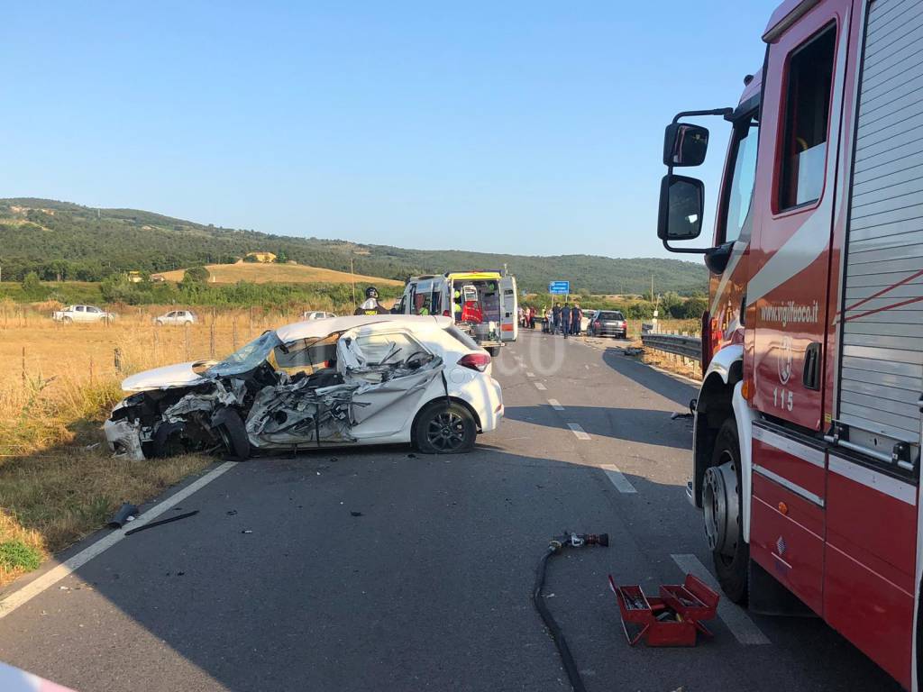 ULTIM’ORA – Incidente sulla Senese: traffico bloccato, ci sono feriti. In azione Pegaso