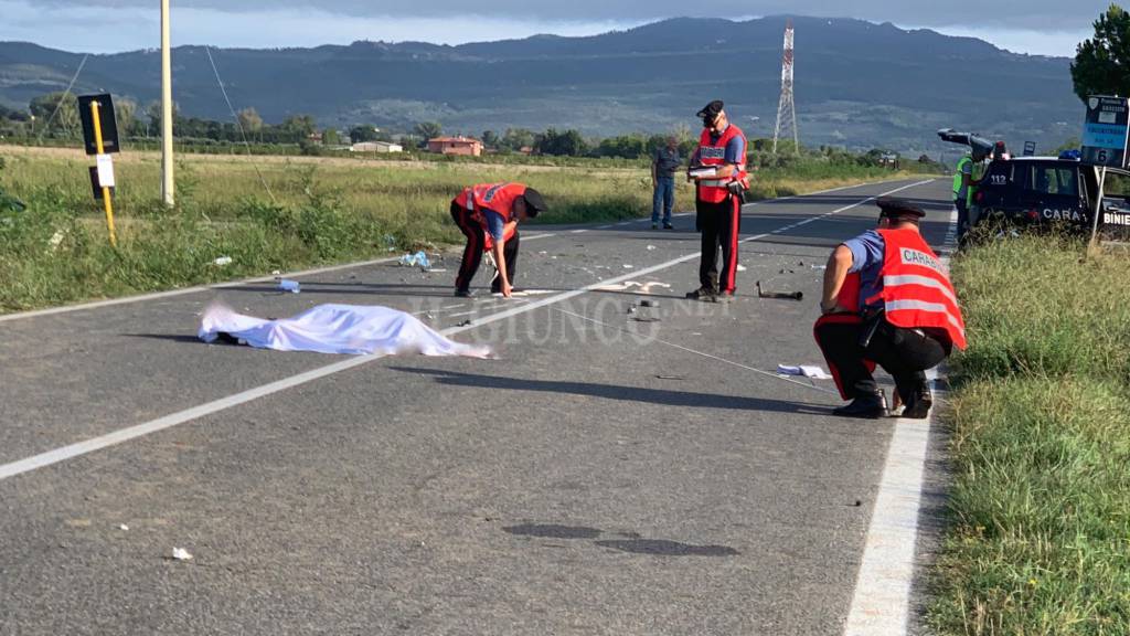 ULTIM’ORA – Scontro sulla strada: muore una donna