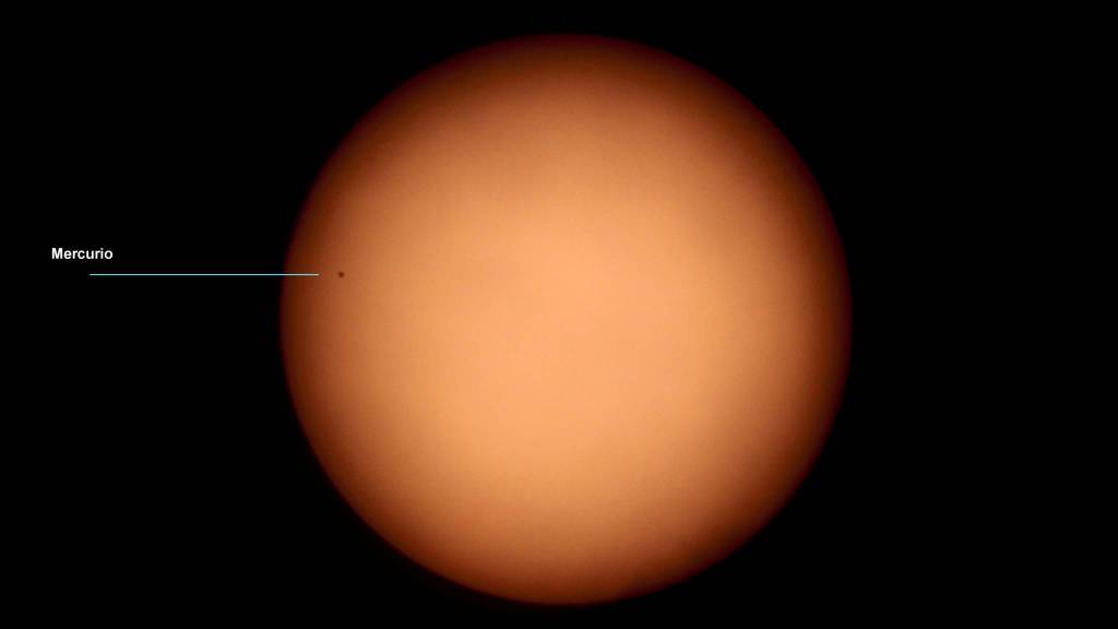 L’osservatorio astronomico immortala il transito di Mercurio sul Sole