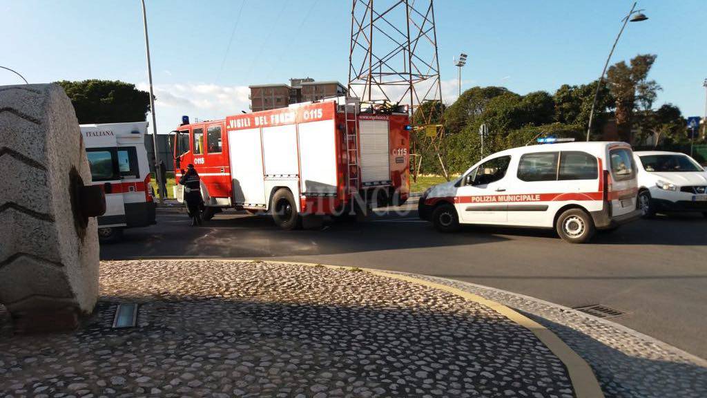 Incidente in città: ferita una donna