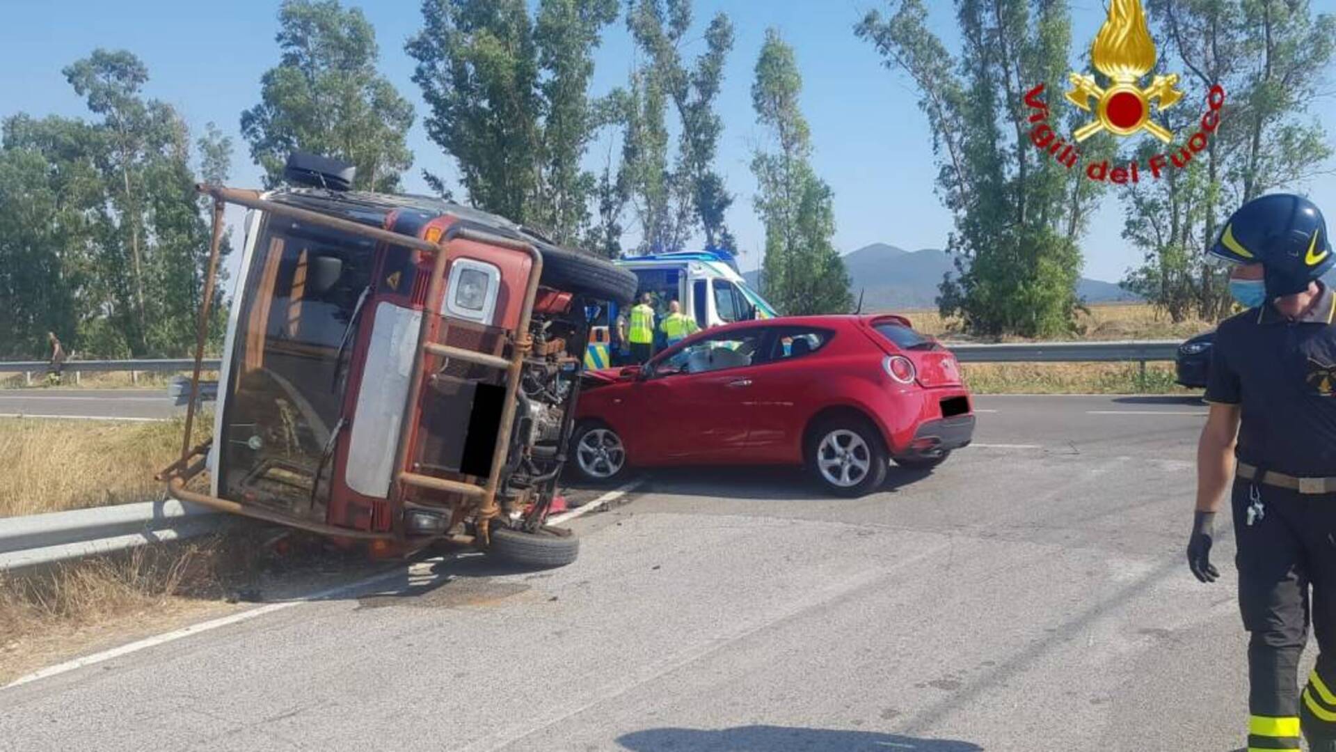 Incidente sulla Trappola: camper rimane in bilico appoggiato al guard rail