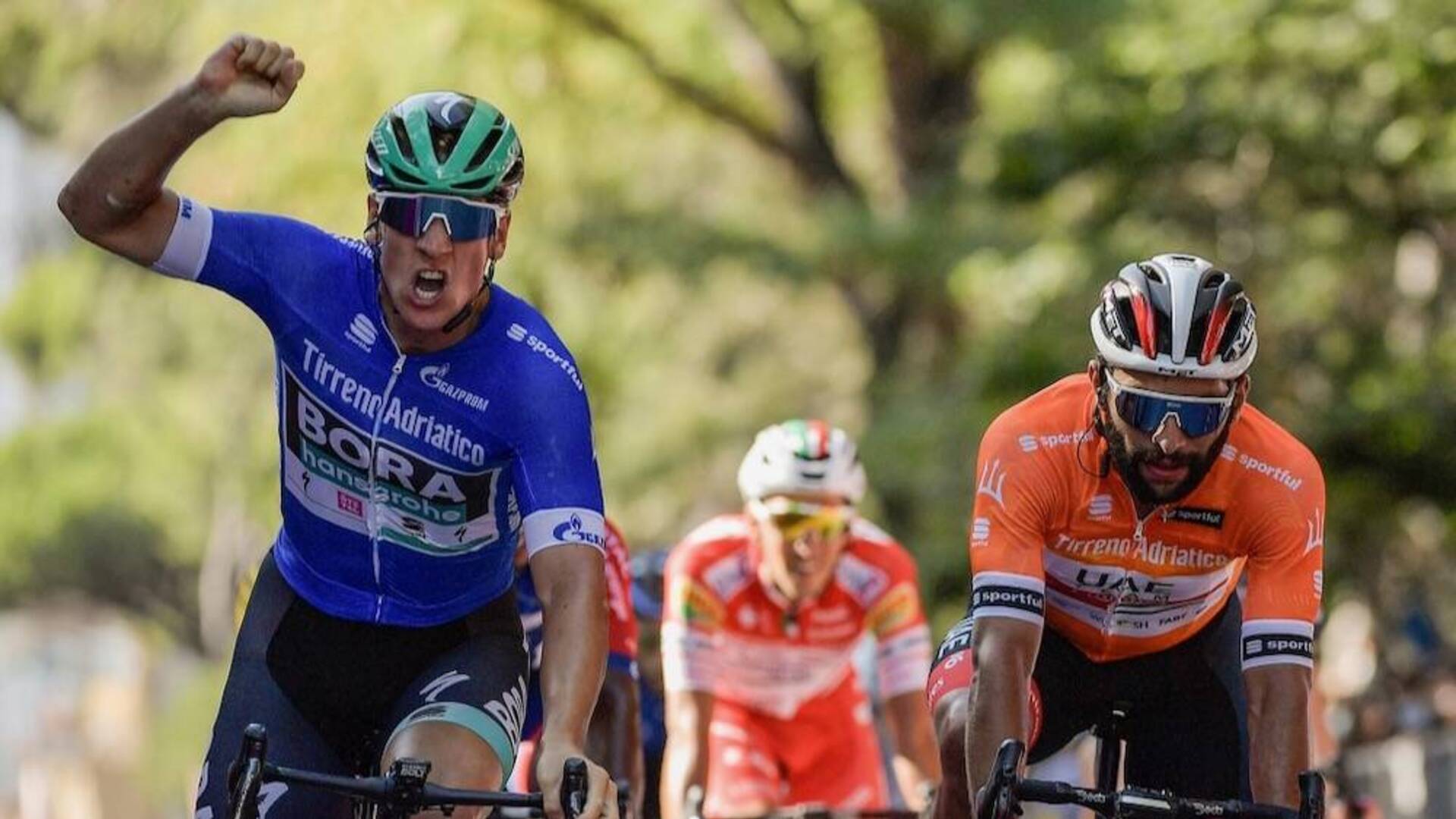 Ackermann primo al traguardo di Follonica, spettacolo alla Tirreno-Adriatica