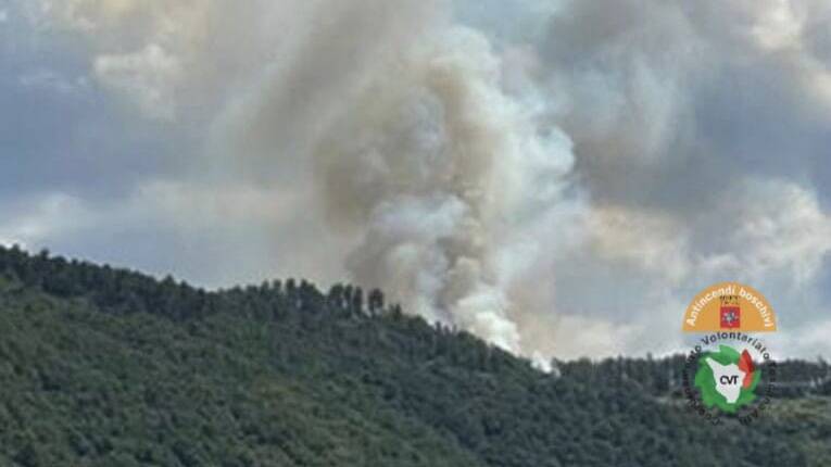 incendio Cinigiano 19 agosto 2021