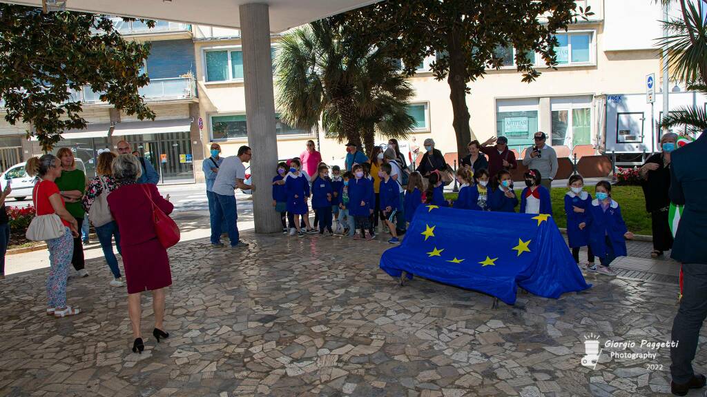 Inaugurazione panchine anti bullismo