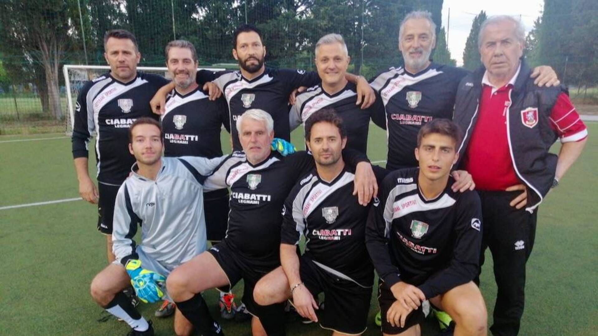 Ai Veterani Sportivi la Supercoppa Over 35, battuta in finale la pizzeria La Macrilera