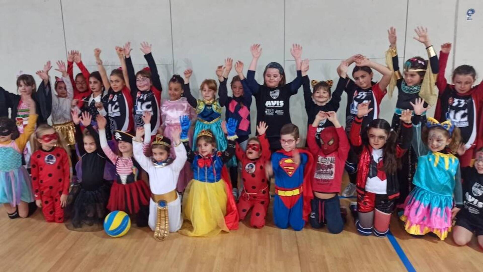 Giochi e festa in maschera per i piccoli del settore giovanile della Pallavolo Grosseto