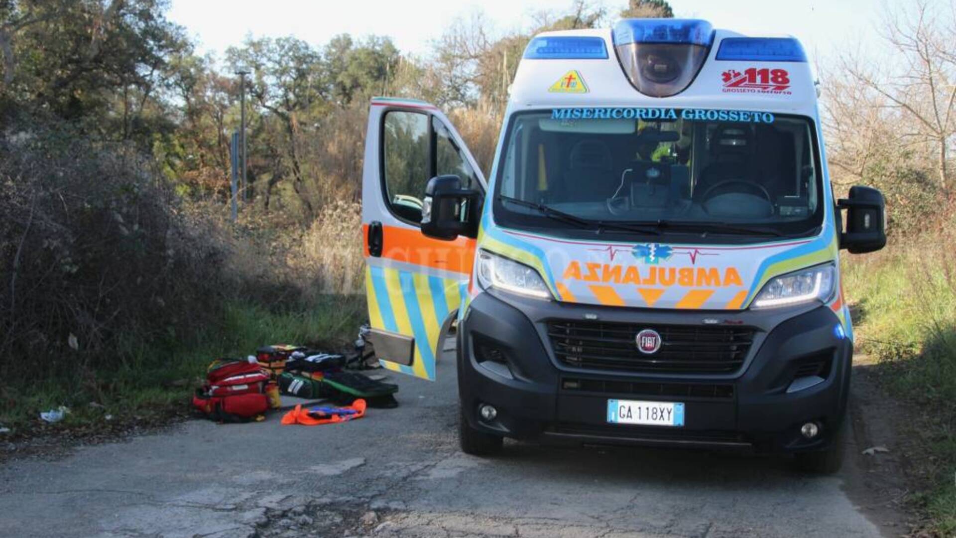 Due incidenti in poche ore: quattro motociclisti feriti