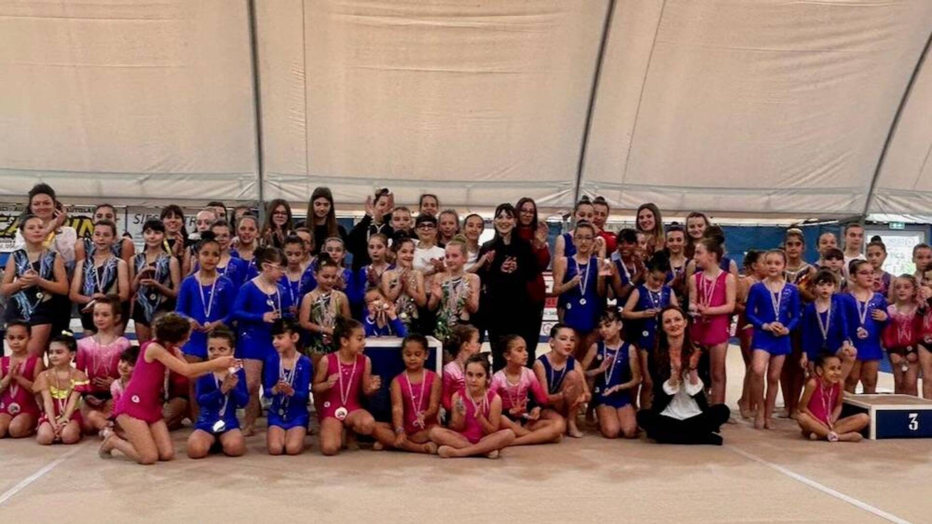 Sorrisi e agonismo, successo della terza edizione del campionato provinciale di ritmica