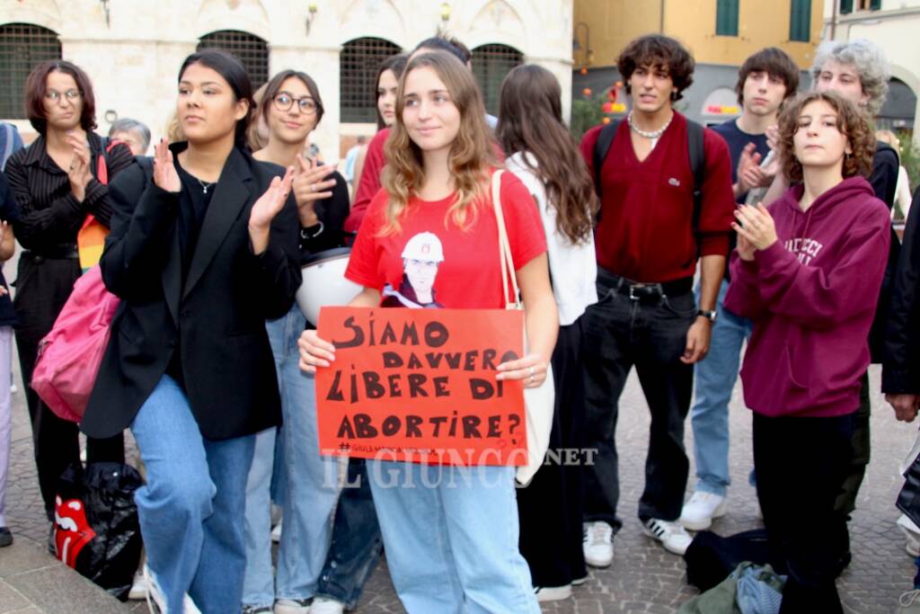 Aborto le associazioni scendono in piazza