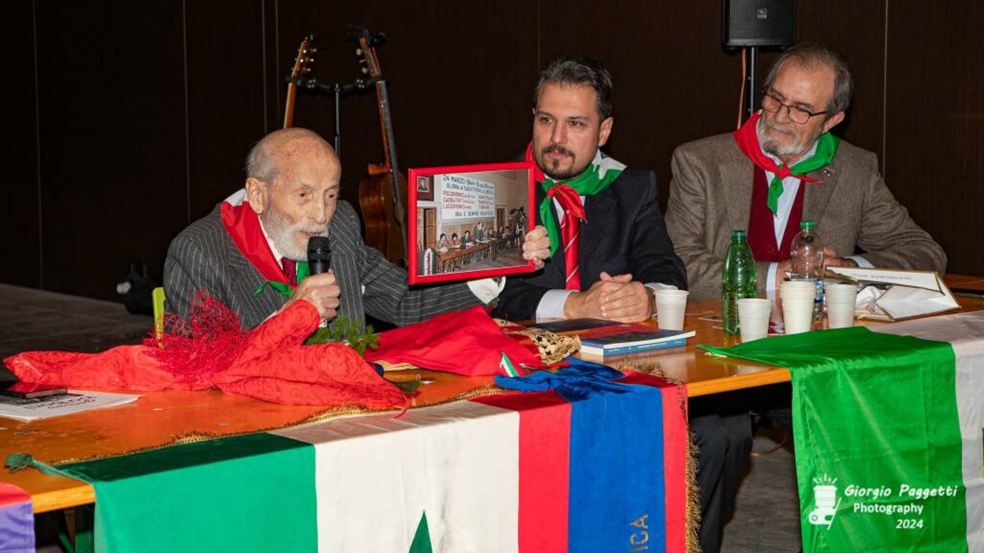 Il partigiano Barboni compie 100 anni: «La Maremma si unisca per difendere la democrazia». LE FOTO