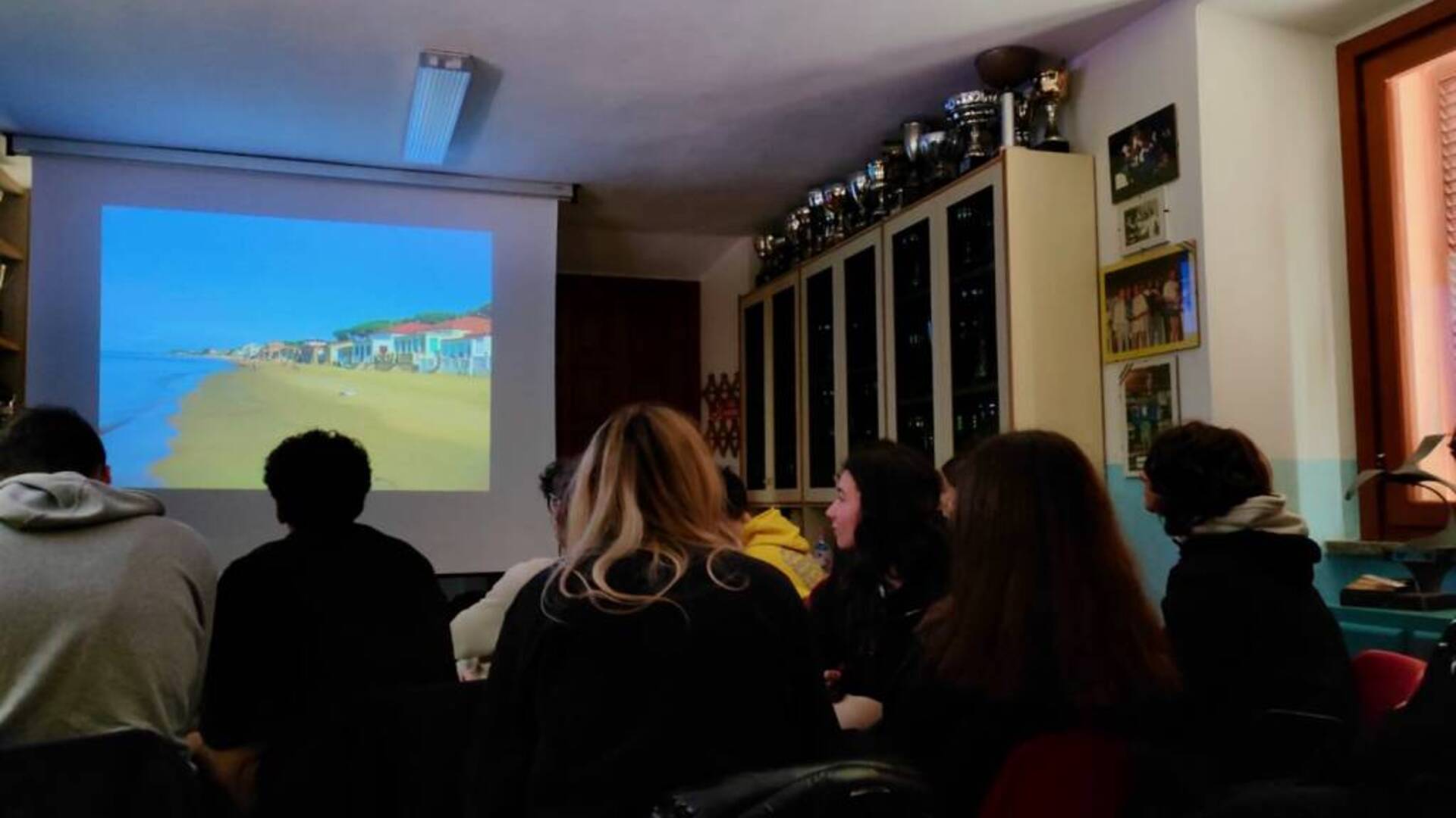 Alla scoperta di geografia marina e scienze oceanografiche: gli studenti in visita alla Lega Navale