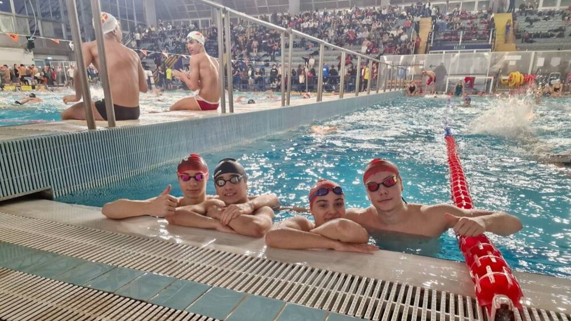 Medaglie e pass per i Criteria nazionali per gli atleti del Nuoto Grosseto